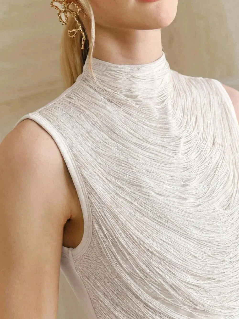 White Casual Women's Sleeveless High Neck Fringe Patchwork Top Vest